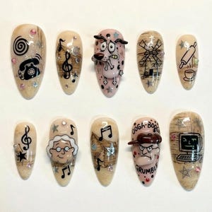 Courage the Cowardly Dog Press On Nails | Grumpy Farmer Spooky Farmhouse Wood Grain Design