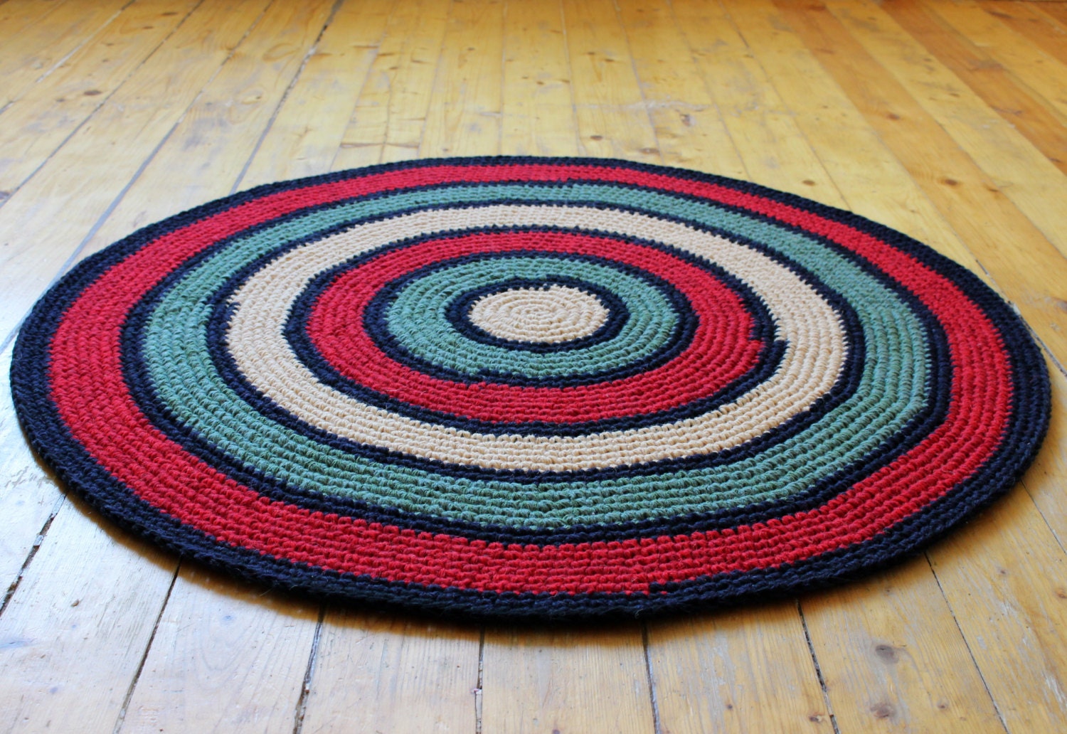 Beautiful Crochet round rug measures 38'' in diameter Etsy