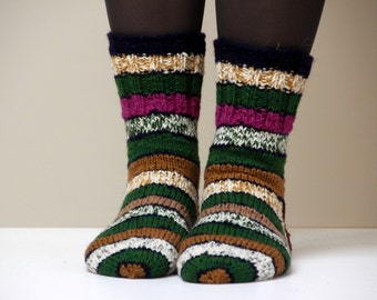 Size US woman's 7 (or EU 37.5), Warm hand knit wool socks, beautiful striped and colorful