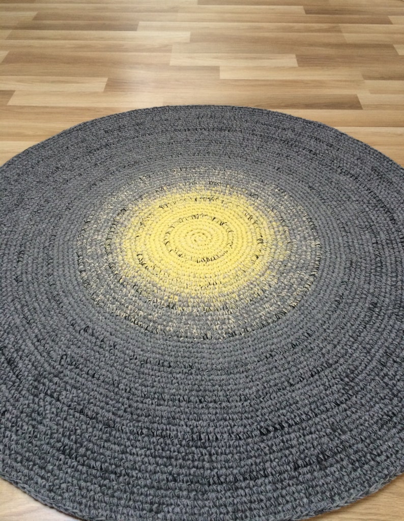 Beautiful Hand Crocheted Round Rug 45'' in Diameter Etsy