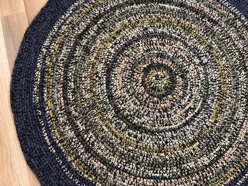 Beautiful Hand Crocheted Round Rug 40 Inches In Diameter