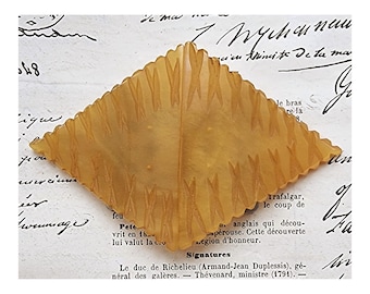 Butterscotch Bakelite Art Deco Carved Large Buckle