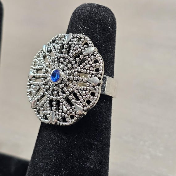 AVON Shell Disc Ring - image 2