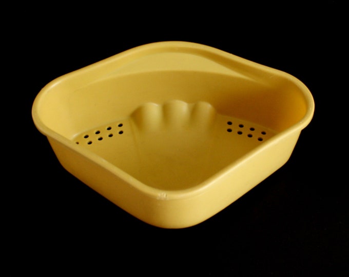 Rubbermaid Corner Sink Strainer Drainer Tray Harvest Gold Vintage Dish