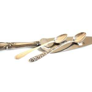 Kirk Stieff &quot;Repousee&quot; Infant Feeding Spoon, Web Sterling Handle Pie Cake Server, Sterling Silver Baby Spoon