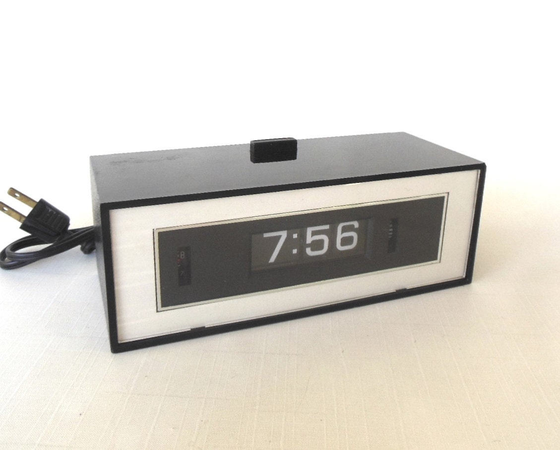 General Electric Flip Number Alarm Clock Lighted Dial 8142 4 Etsy