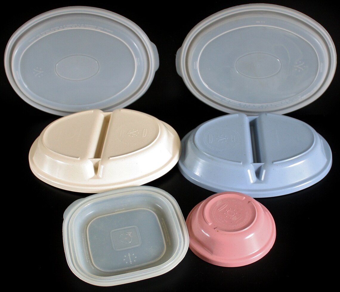 Rubbermaid Microwave Servin Saver Dishes 4 Oz Bowl, Lid I, or Divided