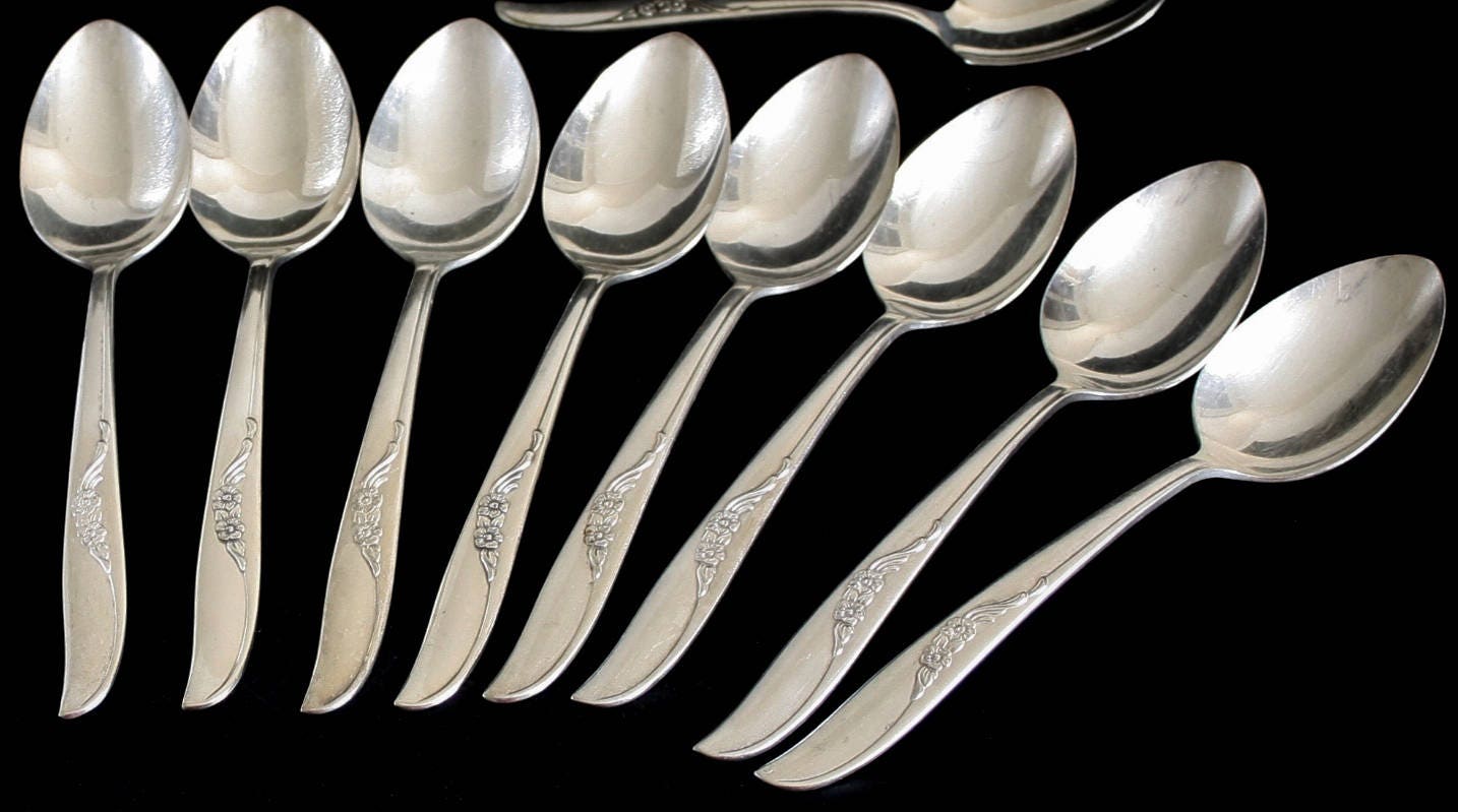 Oneida Flatware Set, Complete Service for 8, Wm A Rogers Silverware Set