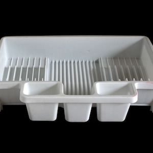 Rubbermaid Dish Drying Rack Side Drainer 1990s Kitchen 6054 White used 