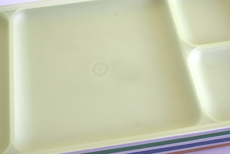 Tupperware Picnic Trays Divided Plates 1535 Kitchen Beige Etsy