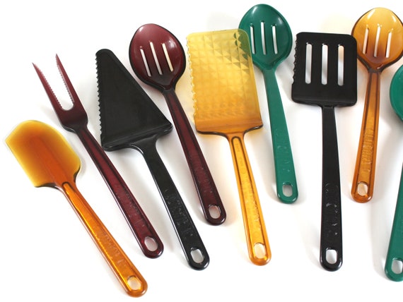 Pyrex Kitchen Utensils & Gadgets