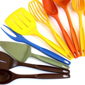 Nylon Plastic Foley Kitchen Utensils 1970s 1980s Kitchen Basting Spoon, Icing Spreader, Soup Ladle, Potato Masher image 4