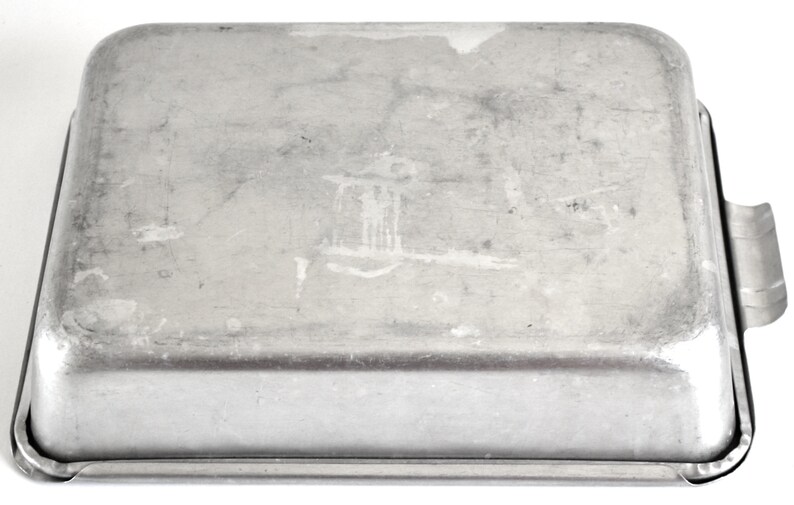 Sliding Lid Cake Pan Small Rectangular 11 x 8 Aluminum Etsy