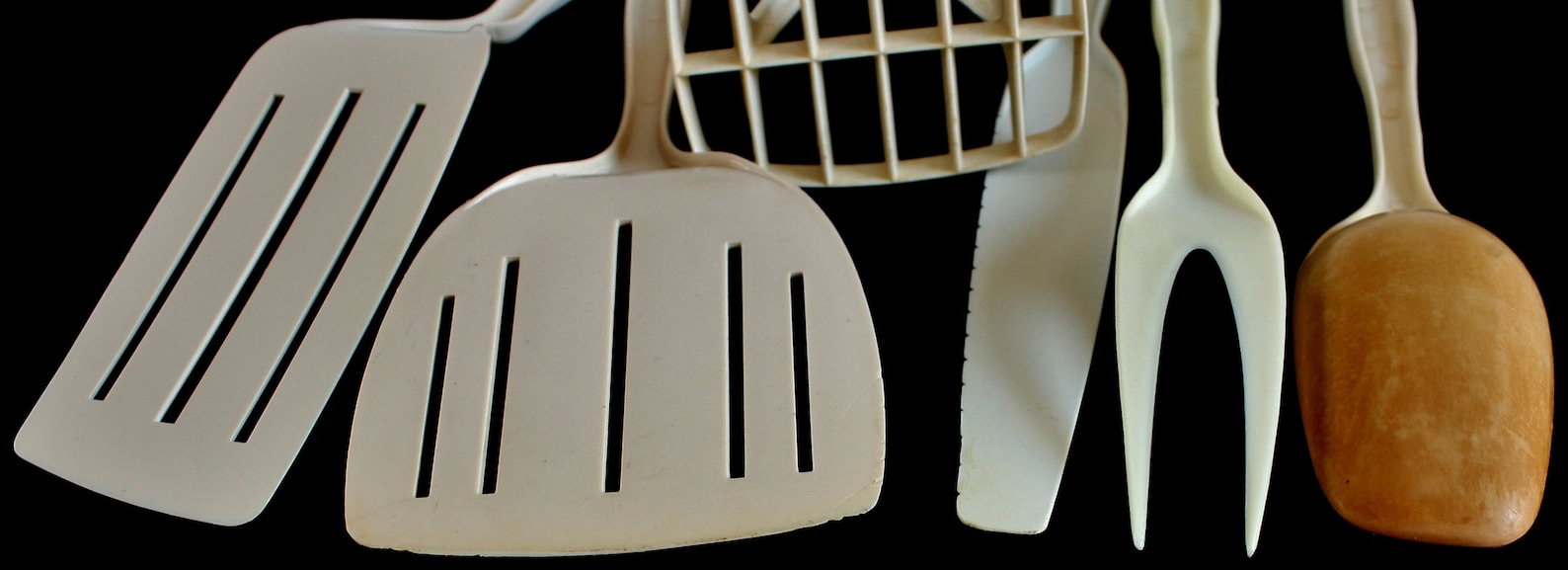 Nylon Plastic Foley Kitchen Utensils 1970s 1980s Kitchen Basting Spoon