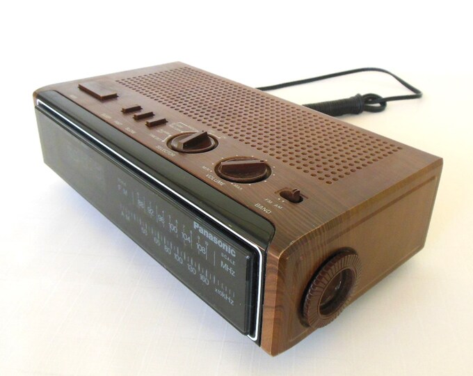 Panasonic Digital Alarm Clock Radio 1980s Wood Grain Blue Numbers RC6115 Etsy
