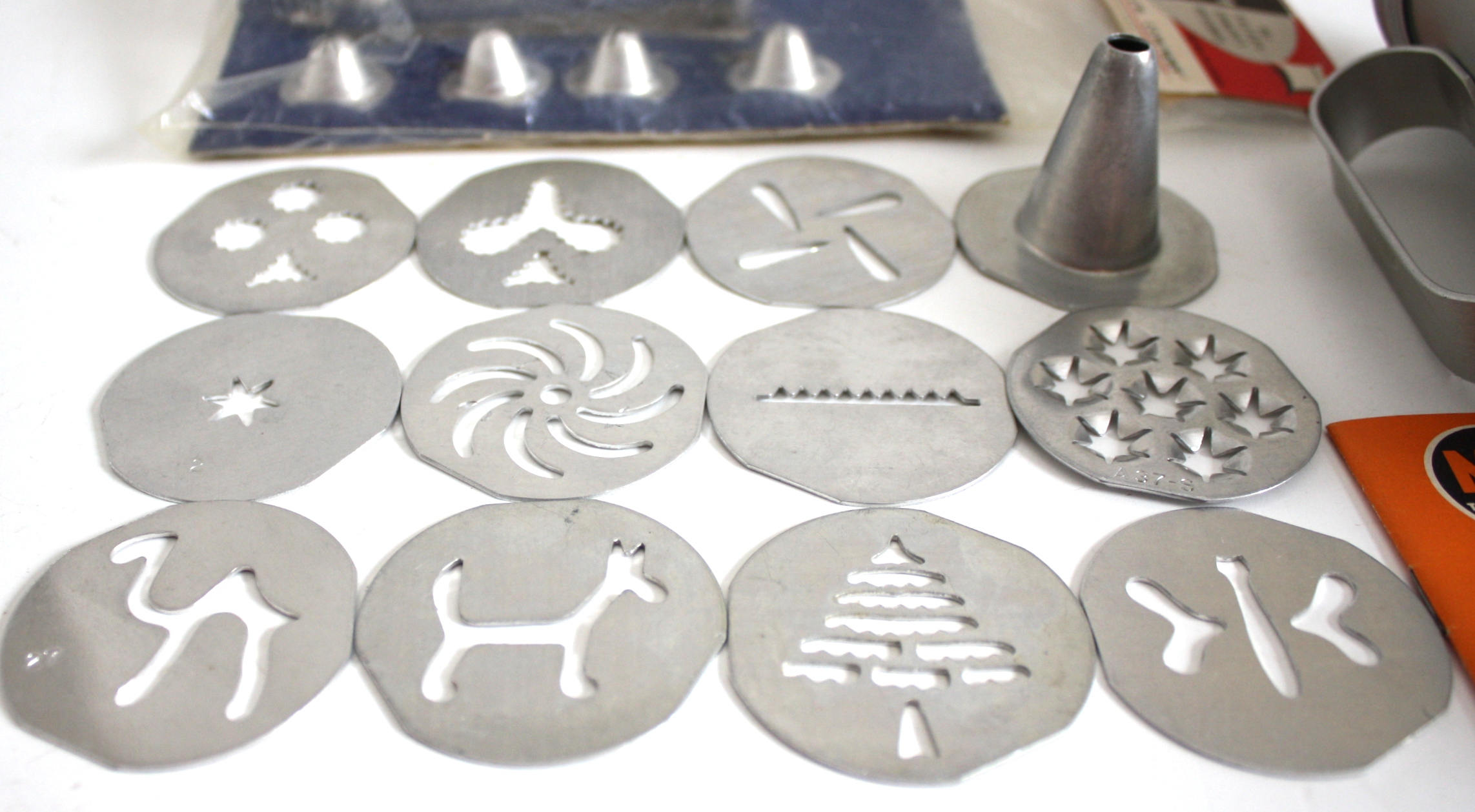 Mirro Cookie Press Vintage Hand Crank Cookie Maker Decorator Etsy