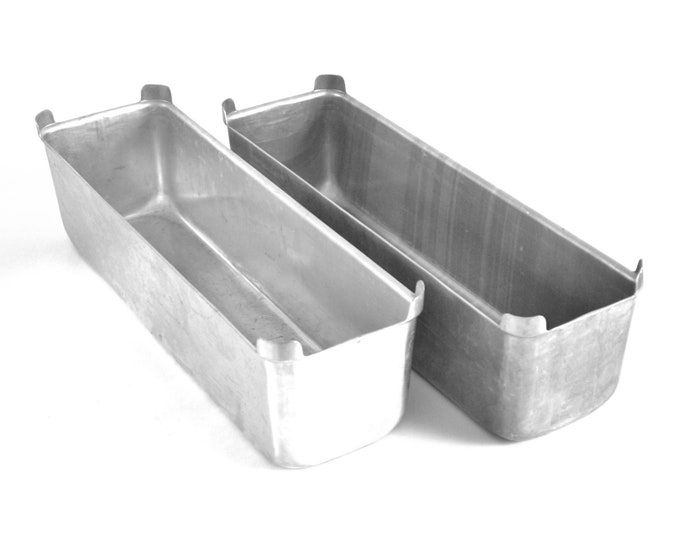 Wearever Long Angel Food Cake Pan 2769 Aluminum 15.5 X 4 X 4 used