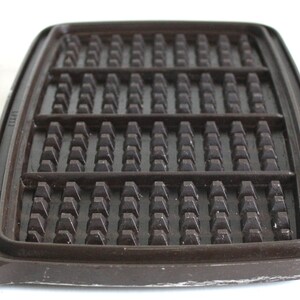 GE Waffle Iron Plates, Replacement Part, for Models A3G44 A5G44 A6G44 A7G44 34G42 AIG44T 24G44T 14G44T Lower plate only