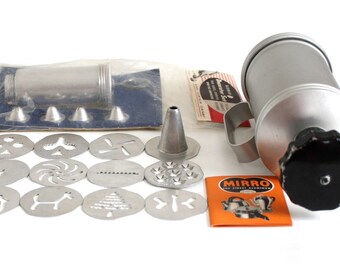 Mirro Cookie Press Vintage Hand Crank Cookie Maker, Decorator Set