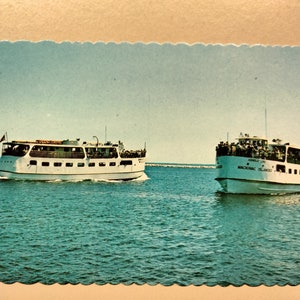 Arnold Line Ferries - entrance to Mackinac Island - Vintage Postcard