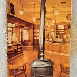 Pharmacie à l'ancienne Upjohns - carte postale vintage