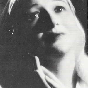 Clare Hume Meier como María la Madre en la mundialmente famosa obra de la Pasión de Black Hills - Postal Vintage