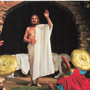 Jesús se levanta de la tumba - Black Hills Passion Play - Postal vintage
