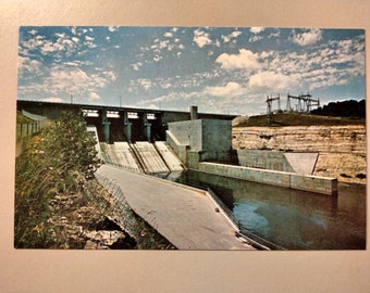 Stockton Dam - Stockton, Missouri - Vintage Postcard
