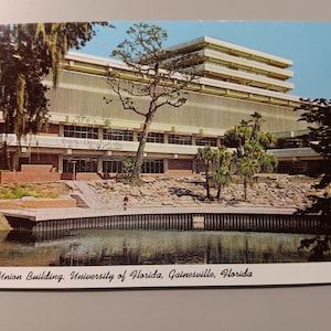 Florida Union Building - Université de Floride - Gainesville, Floride- Carte postale vintage