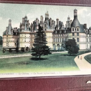 Chambord - Le Chateau -   La Facade Septentrionale - Vintage Postcard