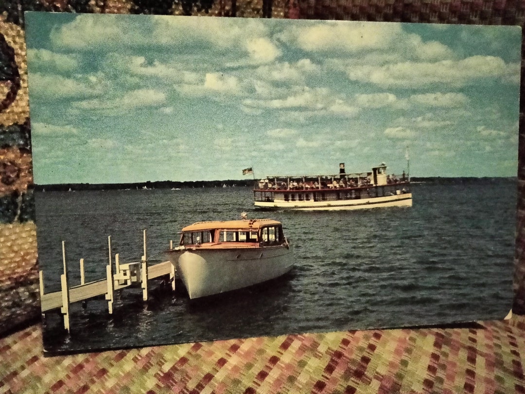 The Queen Arnolds Park Iowa Vintage Postcard Etsy