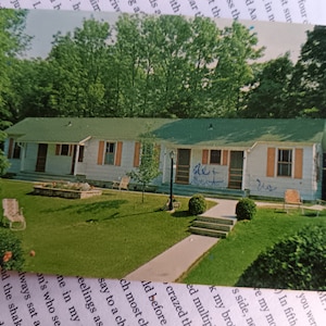 Shady Rest Motel - Sister Bay, Wisconsin - Carte postale ancienne