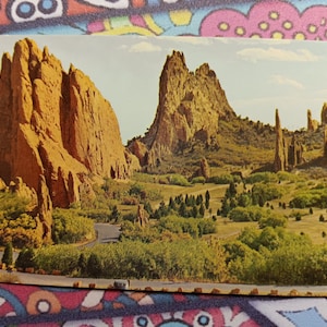 Jardin des dieux - Colorado Springs, Colorado - Carte postale vintage