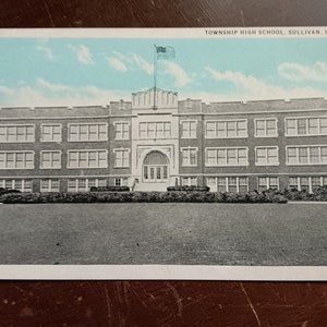 Cartão Postal Township High School - Sullivan, Illinois - Vintage