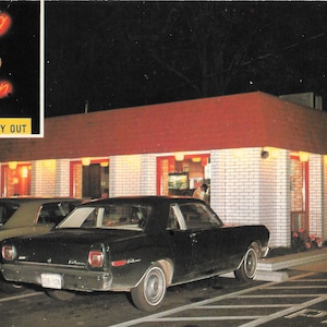 Le BIG « B » Drive-In & Carry Out - Brantiard, Ontario Canada - carte postale vintage