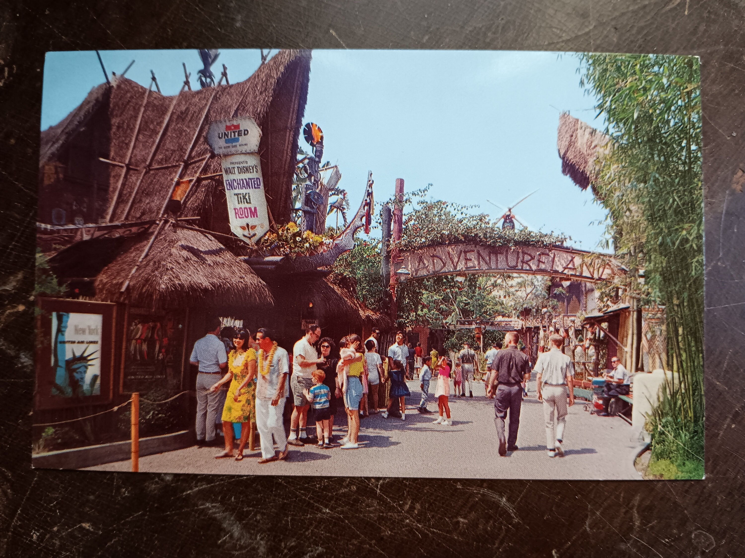 アドベンチャーランド - ティキルーム - ディズニーランド