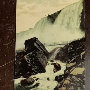 Le rocher des âges - Chutes du Niagara - Carte postale ancienne