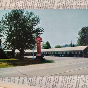 Tennessee Motel -Lafollete on Highway 25W - 1928 Vintage Postcard