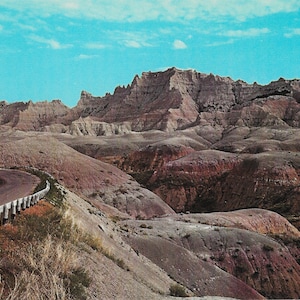 Road Through Bad Lands, South Dakota - Vintage Postcard