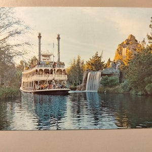 The Magic Kingdom - Mark Twain - Rivers of America - Vintage Postcard