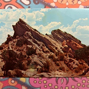 Vasquez Rocks - Mint Canyon - Parque Estadual da Califórnia - Cartão Postal Vintage