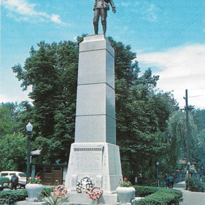 The Cenotaph - Chatham, Ontario, Canada - Vintage Postcard