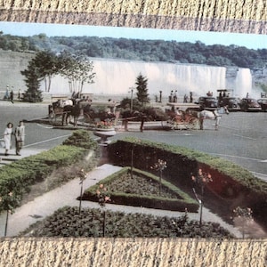Oakes Garden - Niagara Falls, Ontario - Vintage Postcard