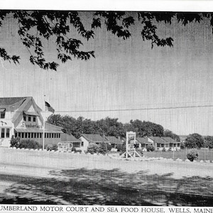 Slumberland Motor Court & Sea Food House - Wells, Maine - 1953 Vintage Postcard