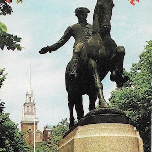 Paul Revere Square - Boston, Massachusetts - 1961 Vintage Postcard
