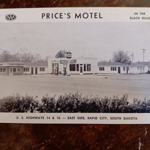 Price's Motel - East Side - Rapid City, South Dakota - Vintage Postcard