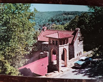 St Elizabeth Church on the Mountain Top- Eureka Springs, Arkansas  - Vintage Postcard