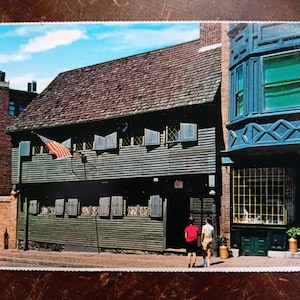 The Paul Revere House - Boston, Massachusetts - Vintage Postcard