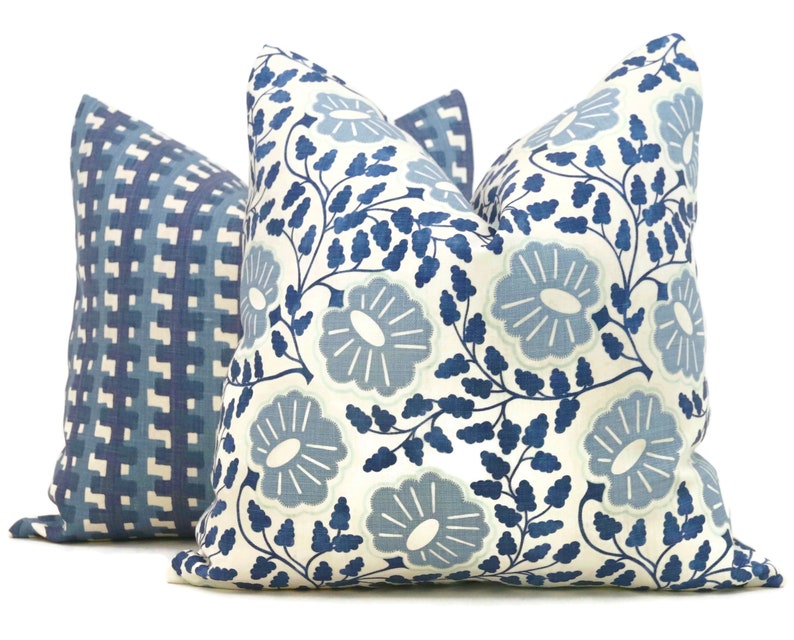 Christopher Farr Punch Paisley Pillow Cover - Thumbnail 3