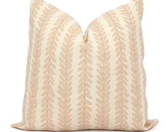 Poszewka na poduszkę Schumacher Veere Grenney: Blush Pink Woodperry Linen